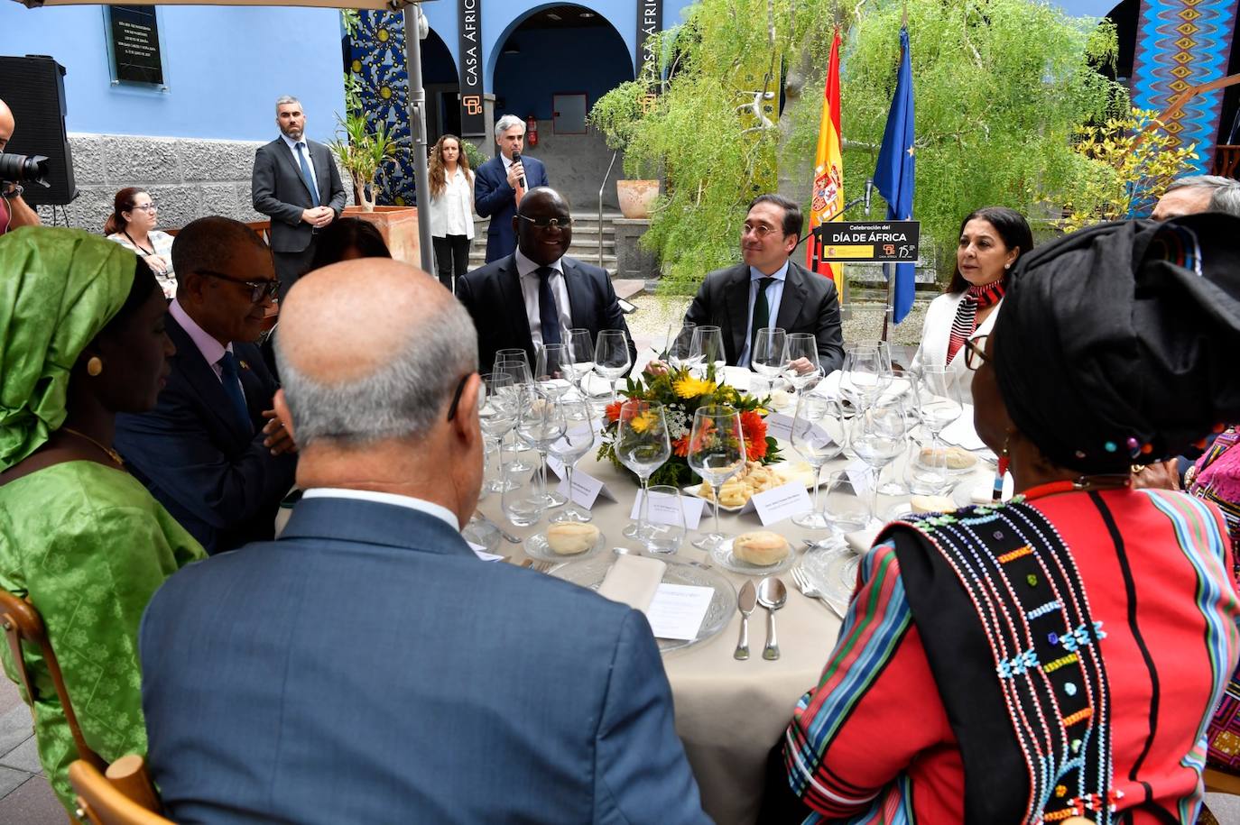 Fotos: Visita ministro Albares Casa África por motivo Día de Canarias