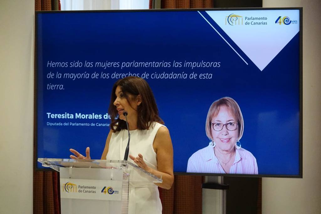 Fotos: El Parlamento rinde tributo a las 113 diputadas en los 40 años de autogobierno