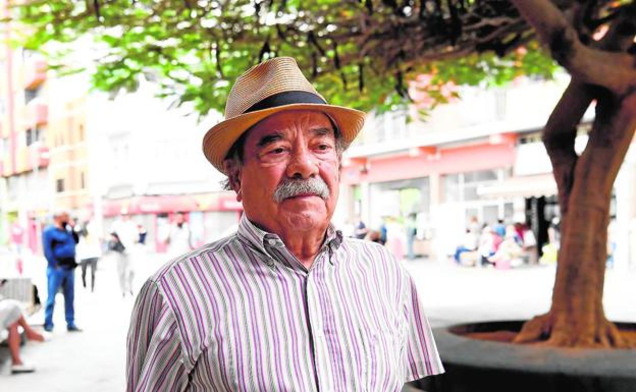 De Gran Canaria a Tenerife para visitar a su hija