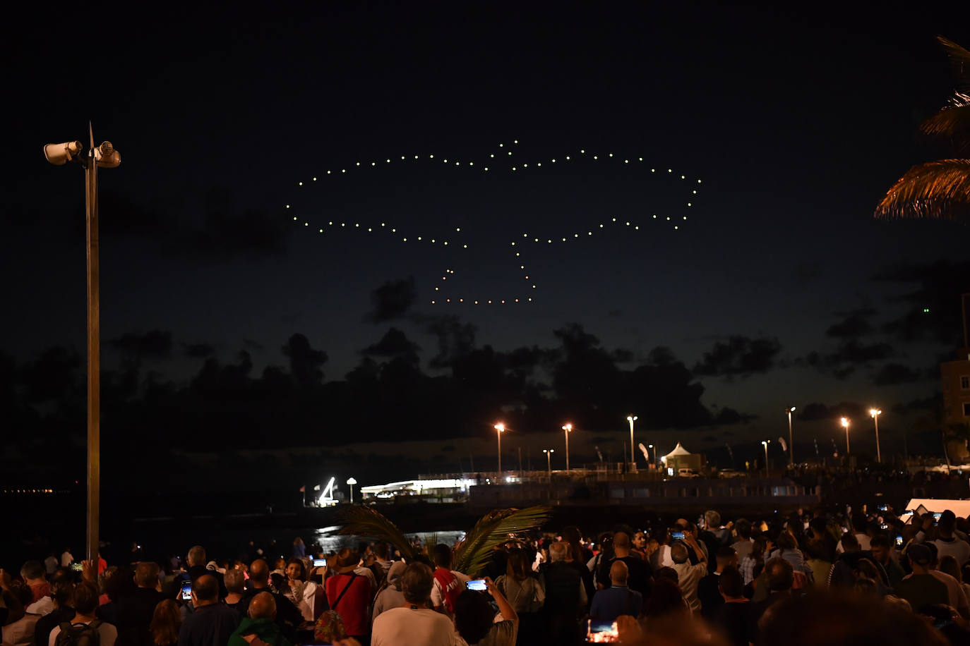 Fotos: Espectáculo de Drones en Las Canteras