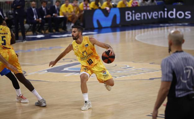 Javi López dirige el juego del Granca este curso. 