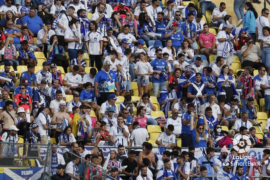 Fotos: Máxima tensión en el partido entre la UD y Tenerife