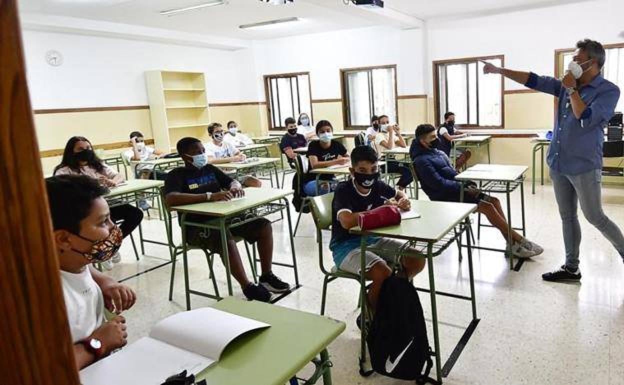 Foto de archivo de una clase de un instituto grancanario. 