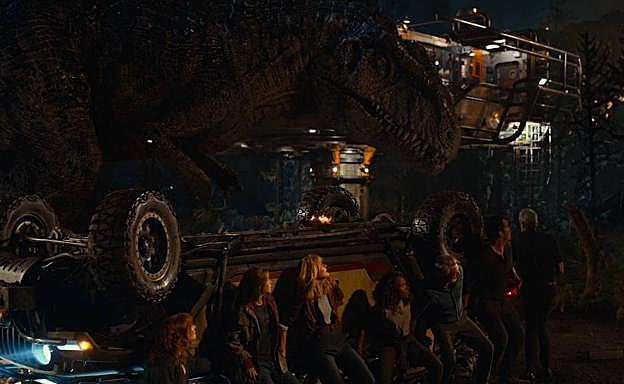 Imagen principal - Tres fotogramas de la película.