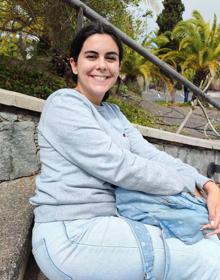 Imagen secundaria 2 - Arriba, Noemi Marquez. Abajo, Sergio Hernández y Natalia Muñoz. Los tres se presentaron ayer a la EBAU en la ULPGC. 