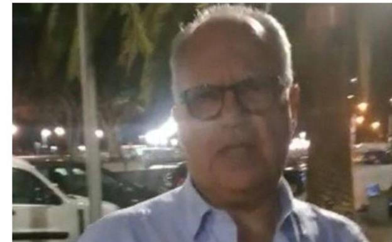 Curbelo, tras la actuación en el karaoke. 