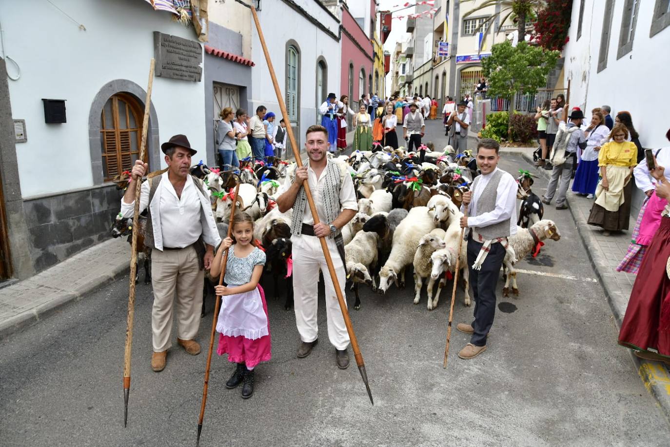 Fotos: Las imágenes de la romería de San Juan en Arucas