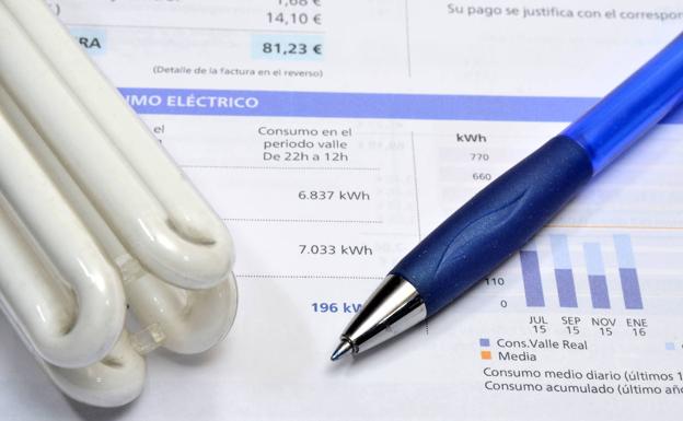 Un año de impuestos eléctricos al mínimo, a pesar de las reticencias