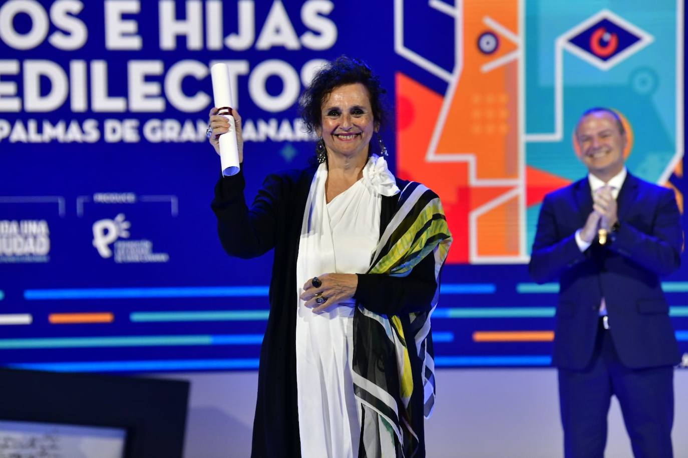 Fotos: La capital grancanaria destaca la labor de 23 personalidades e instituciones en su 544 aniversario