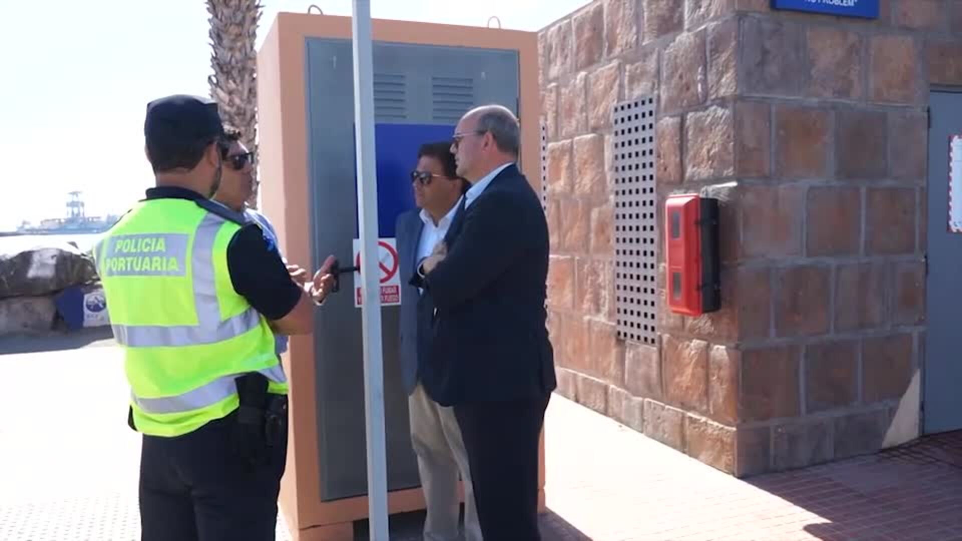 El Muelle Deportivo de Las Palmas de Gran Canaria acoge el primer almacén especial de Canarias de artículos pirotécnicos caducados