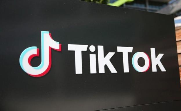 Italia presume de 'rey del TikTok' aunque le regatea la nacionalidad