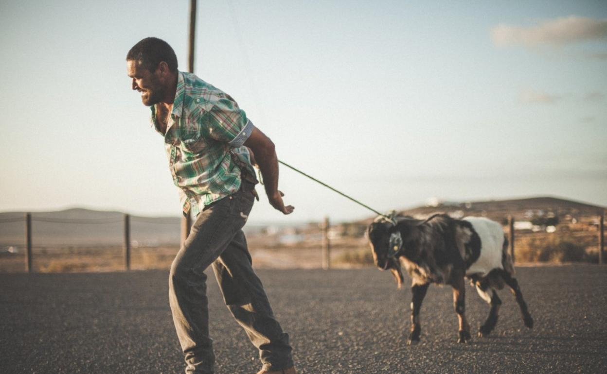 'Rendir los machos', de David Pantaleón, fue uno de los largometrajes apoyados en 2019 y ya estrenado. 