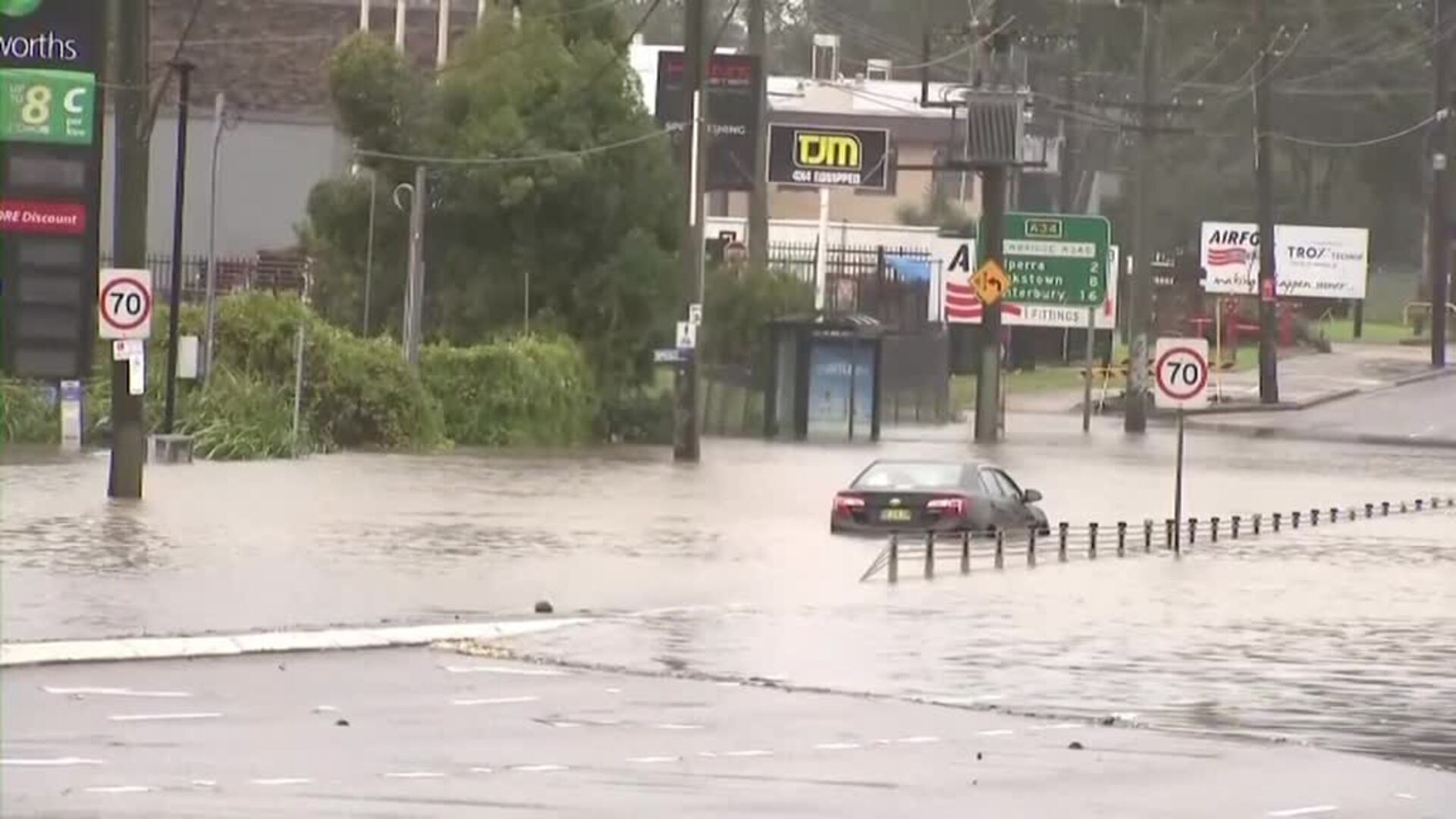 Inundaciones en Sídney obligan a evacuar a miles de residentes