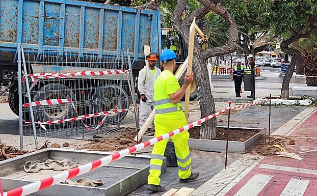 Imagen principal - Más imágenes de la obra. 