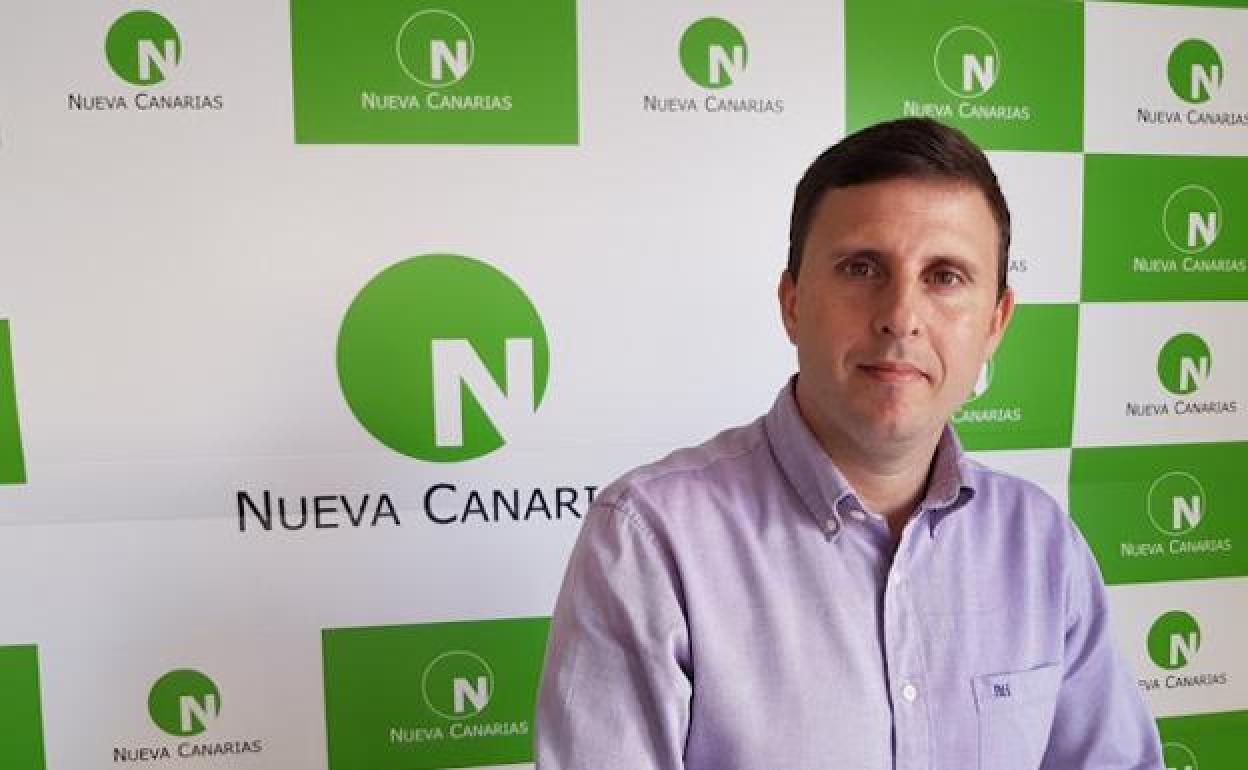 Alejandro Jorge, ya exconsejero del Cabildo majorero, quien también se dio de baja de NC. 