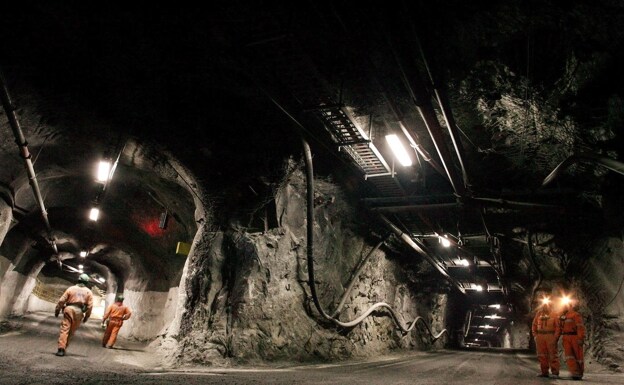 Europa impulsa la minería de tierras raras y metales para no depender de China en su transición verde 