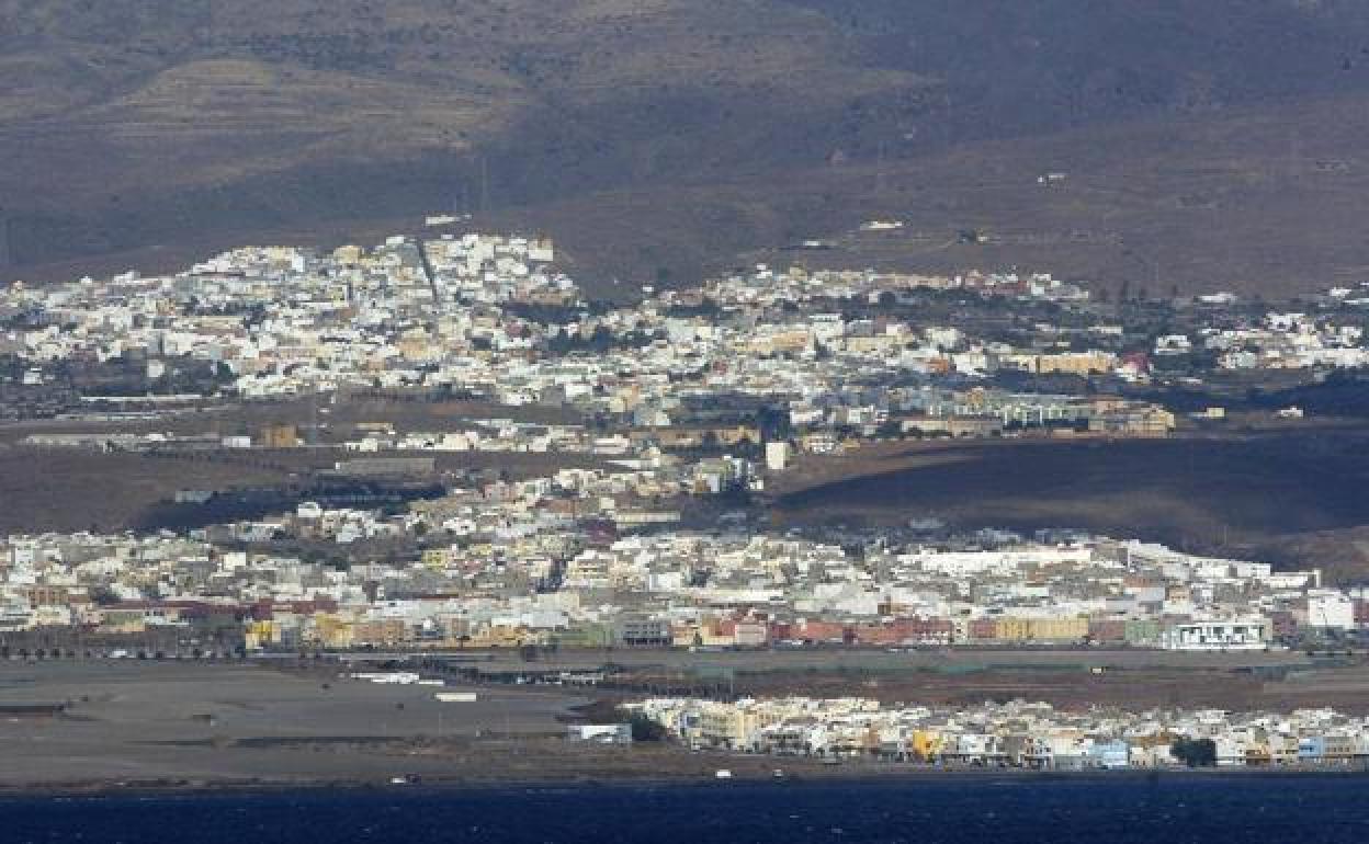 Vista de la costa entre El Burrero y Vargas. 