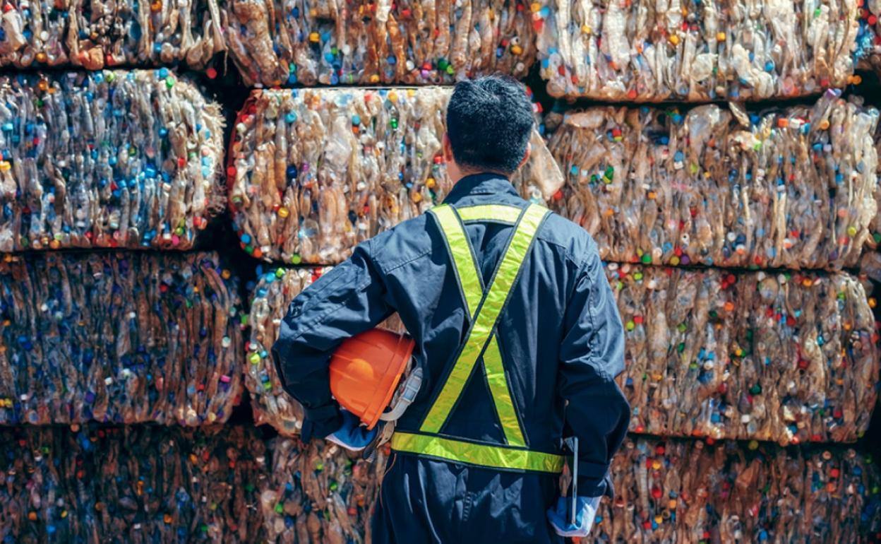 Del tradicional concepto de basura se pasa al aprovechamiento de los residudos. 
