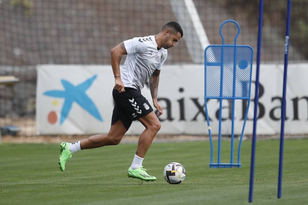 Vitolo, durante un entrenamiento en Barranco Seco. 