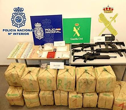 Parte del material intervenido. 