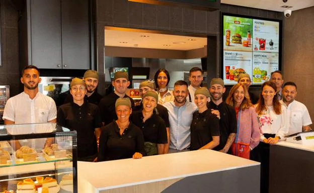 Imagen principal - McDonald&#039;s abre su primer restaurante en Gáldar y reafirma su apuesta por Gran Canaria