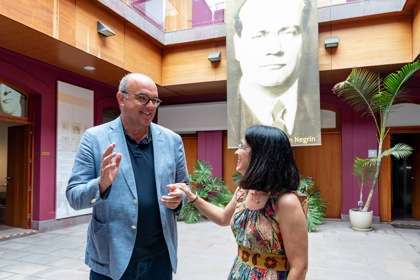 Fotos: La ministra de Sanidad visita la Fundación Juan Negrín