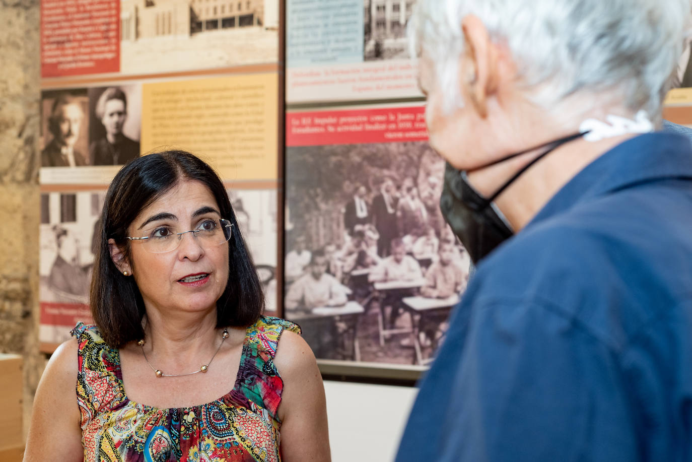 Fotos: La ministra de Sanidad visita la Fundación Juan Negrín