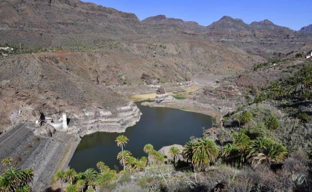 La presa de La Sorrueda, en Santa Lucía de Tirajana, está como se aprecia en la imagen. 
