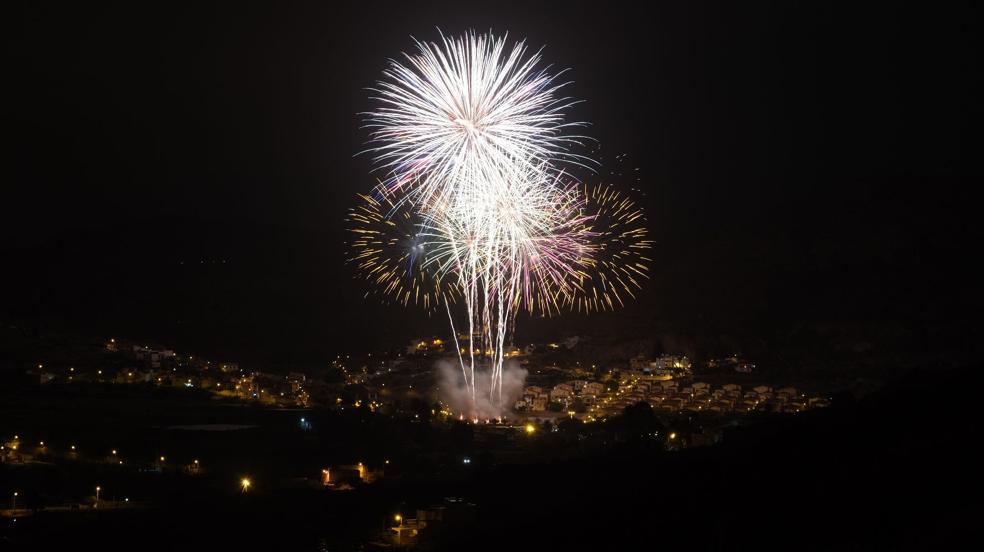 Noche de fuegos en San Lorenzo