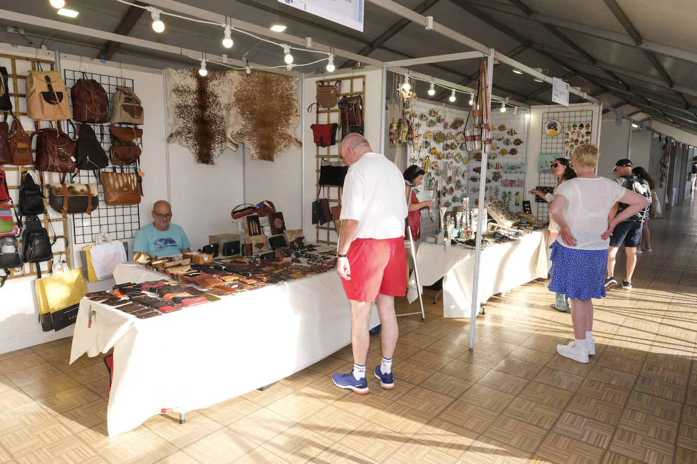 Fotos: Feria de artesanía Faro de Maspalomas