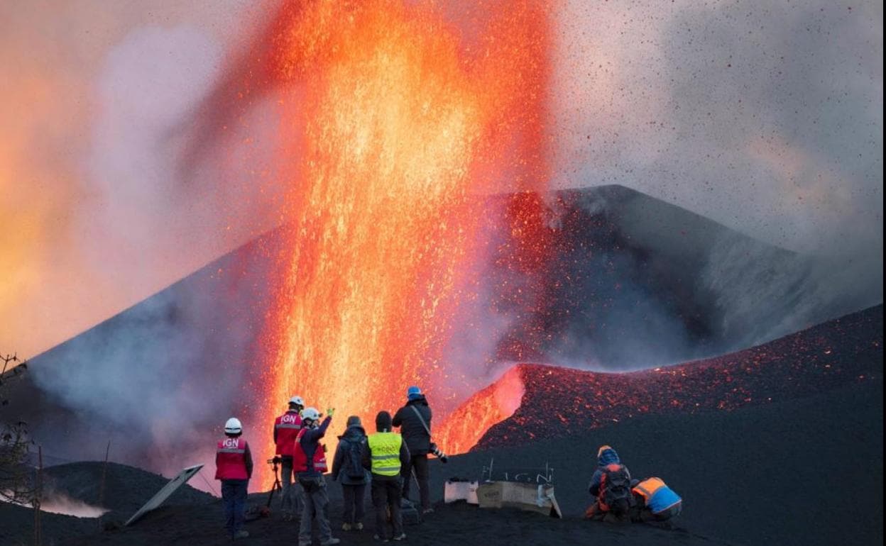 Vigilancia volcánica de Canarias: dos organismos científicos realizan la misma tarea y sin coordinarse