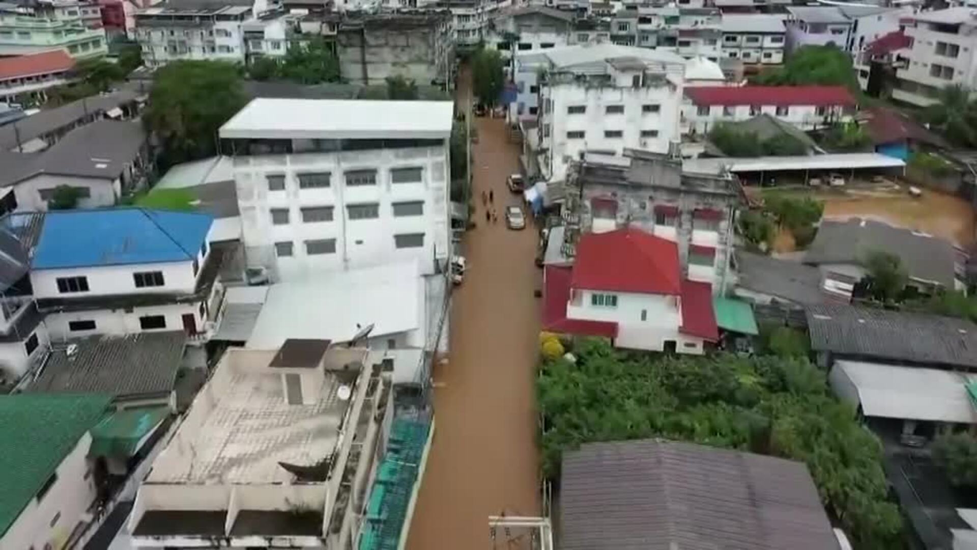La rotura de una presa en Myanmar causa graves inundaciones en el norte de Tailandia
