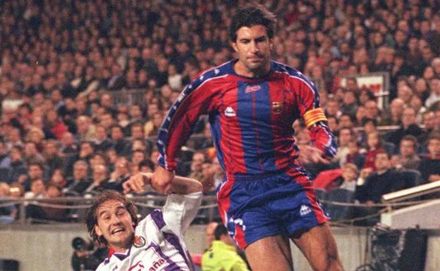 Figo, con el FC Barcelona. en 1997.