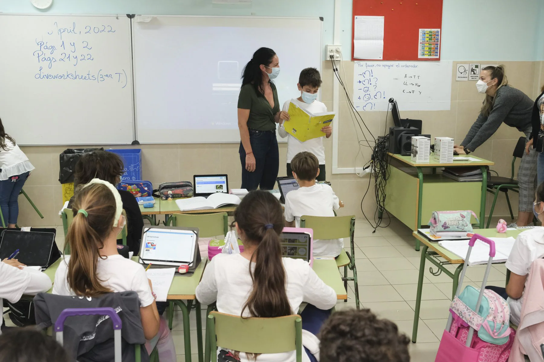 Foto de archivo de una clase en el colegio público El Tablero. 