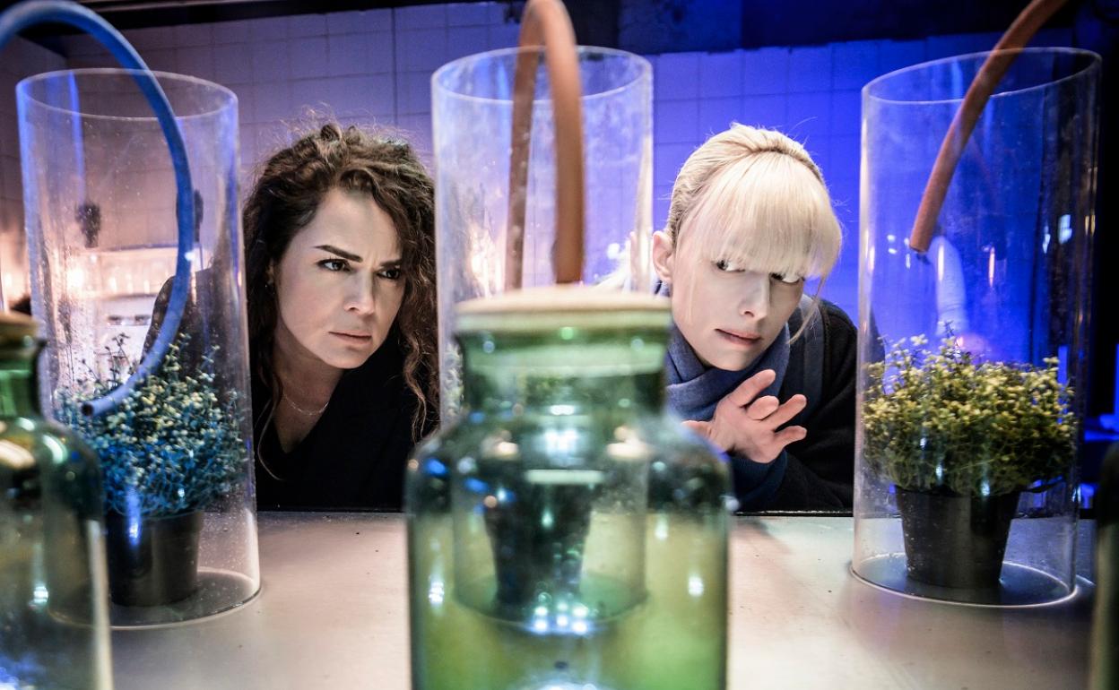 La comandante Raphaëlle y la documentalista Astrid se despiden hoy. 