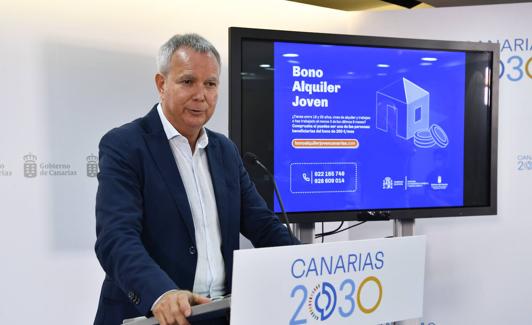 El consejero de Obras Públicas, Transportes y Vivienda, Sebastián Franquis. 