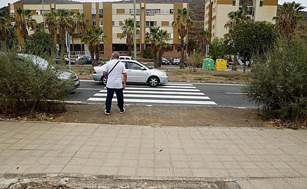 Imagen principal - Los residentes denuncian falta de mantenimiento. 