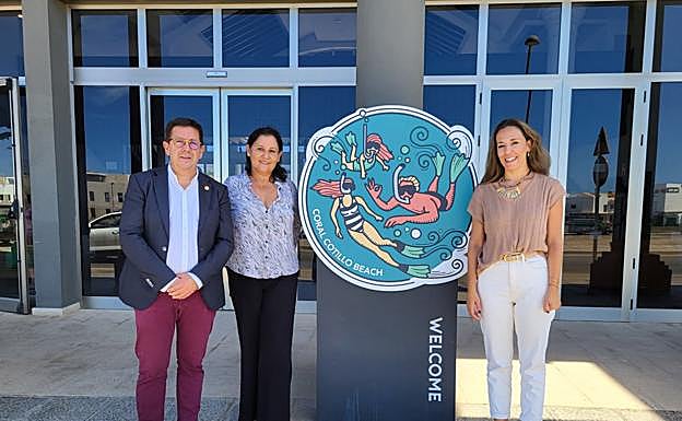 En el hotel Coral Beach Cotillo, que está trabajando con el turismo nórdico. 