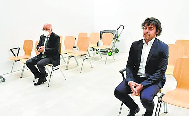 Antonio Morlales y Christian Roig, en la vista judicial. 