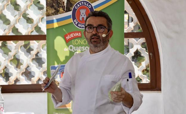 El prestigioso chef José Rojano durante la presentación de Quesos Castillo. 