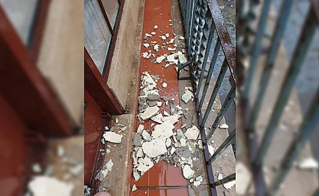 Imagen principal - La lluvia, un castigo más para el Museo Néstor