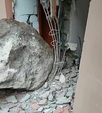 Se desprende una roca de gran tamaño en Mogán