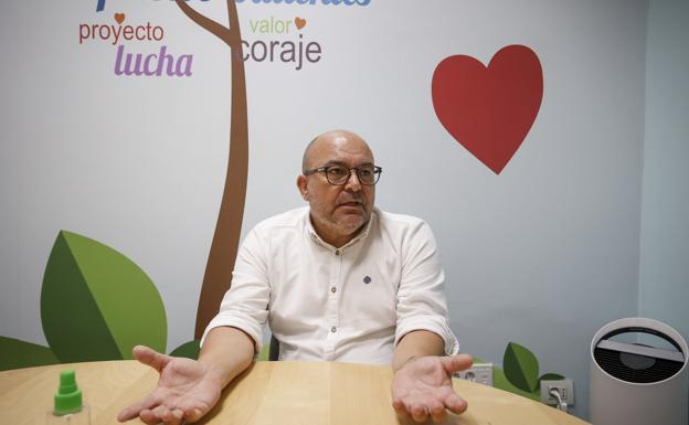 «Nadie nos informó del retraso del Materno. Estamos descolocados»