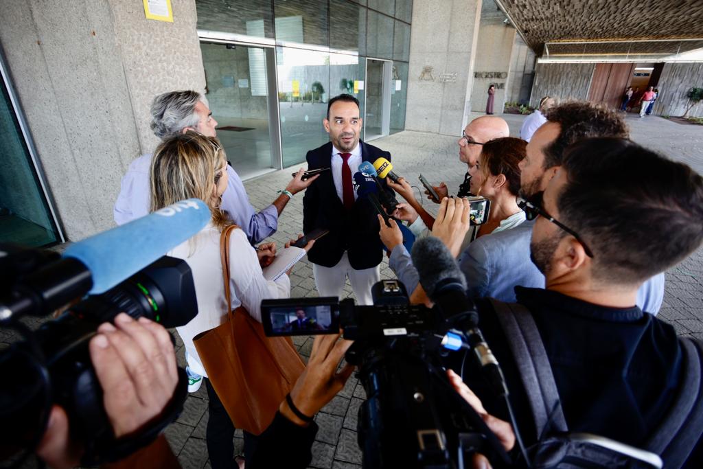 Fotos: El juez deja en libertad a Rayco González