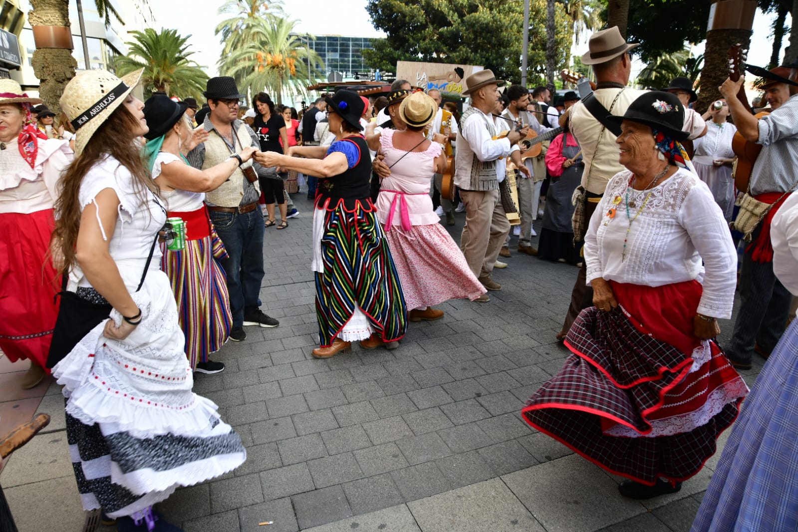 Fotos: Vuelve la romeria de La Nava