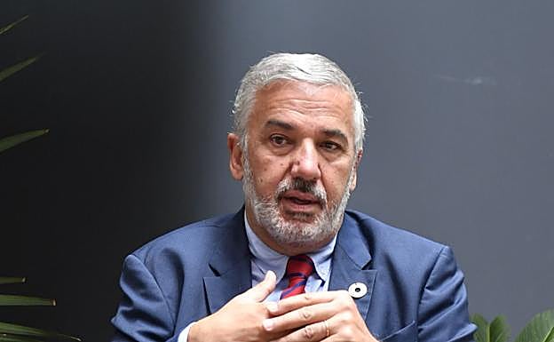 Rebajar a 13 los departamentos de la ULPGC: una «disminución excesivamente brusca»