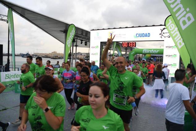 Fotos: La Binter Night Run corre por la capital grancanaria