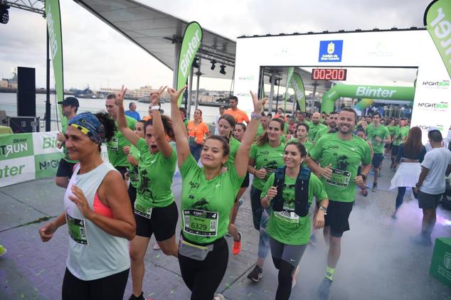 Fotos: La Binter Night Run corre por la capital grancanaria