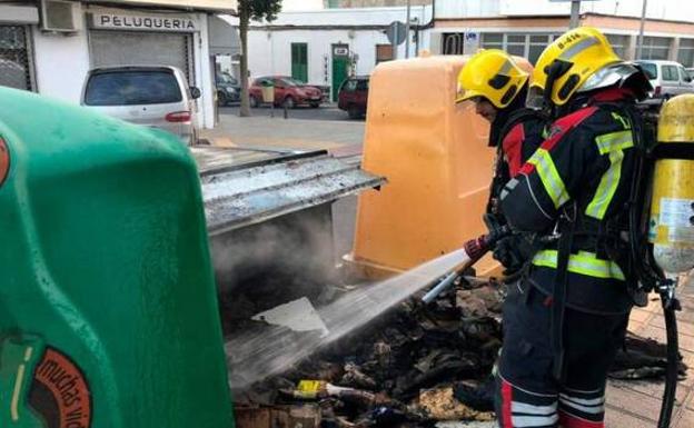 Detenido en Yaiza por quemar 118 contenedores de basura