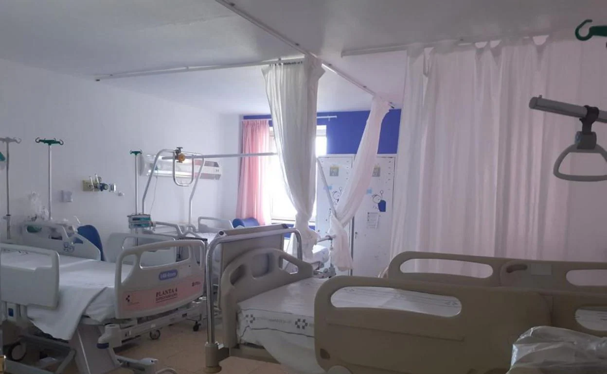 El hospital Materno alberga a cuatro pacientes por habitación. 